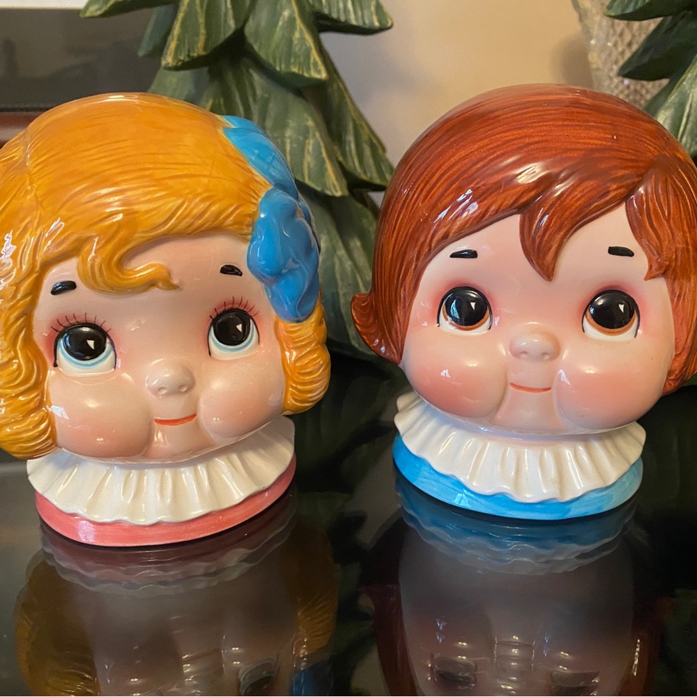 Dolly Dingles pair of Doll Banks